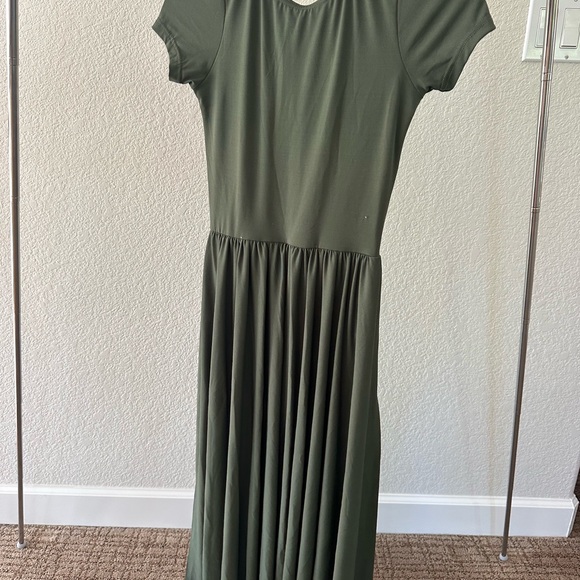 Dance costume - Picture 1 of 4